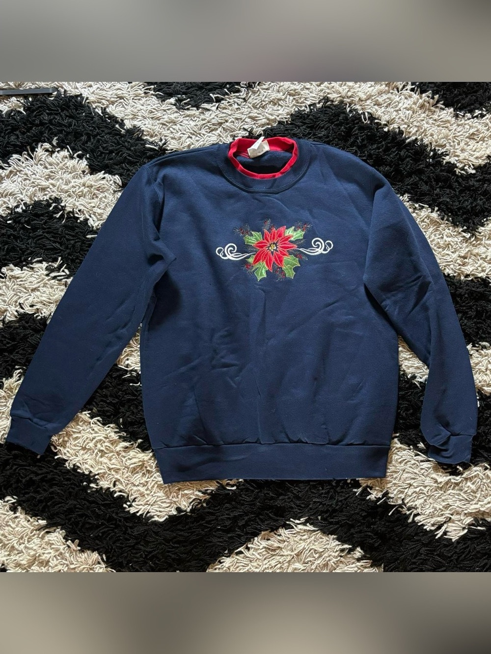 Top Stitch 2000s Navy Blue Red Embroidery Bedazzled Flower Collar Sweater Medium